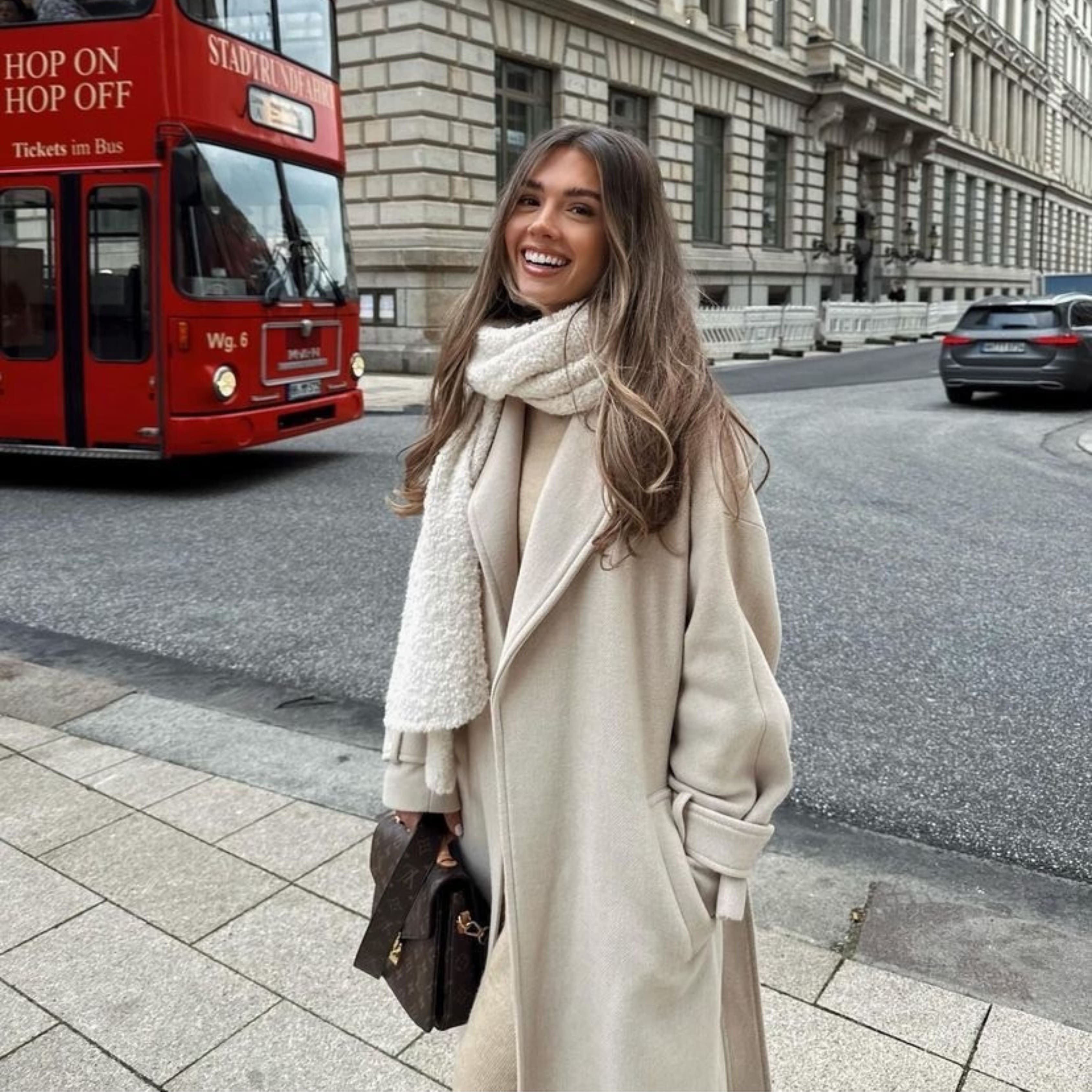 Nordic Elegance™ Coat - Sand